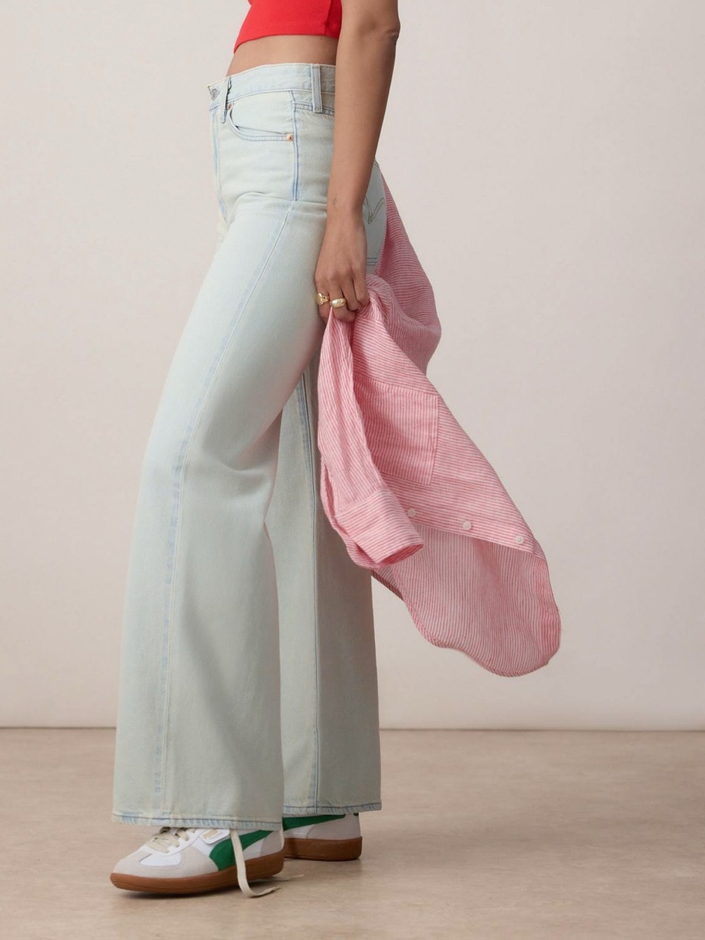 Levi’s Ribcage Wide Leg Jean - Picture 4 of 5